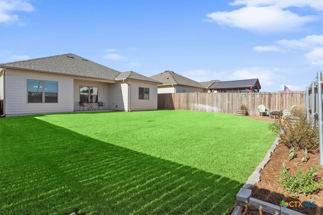 7526 Tabletop Lane Property Photo 21