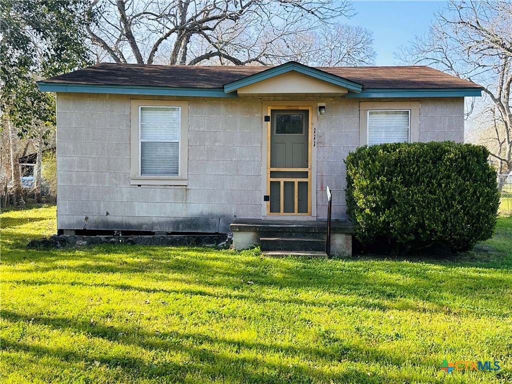 111 Theresa Street Property Photo 1