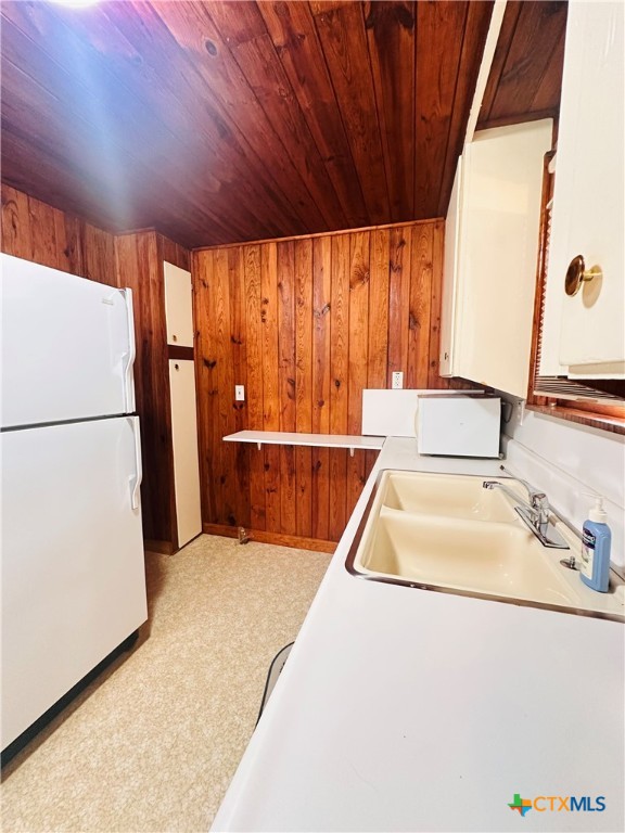 111 Theresa Street Property Photo 5