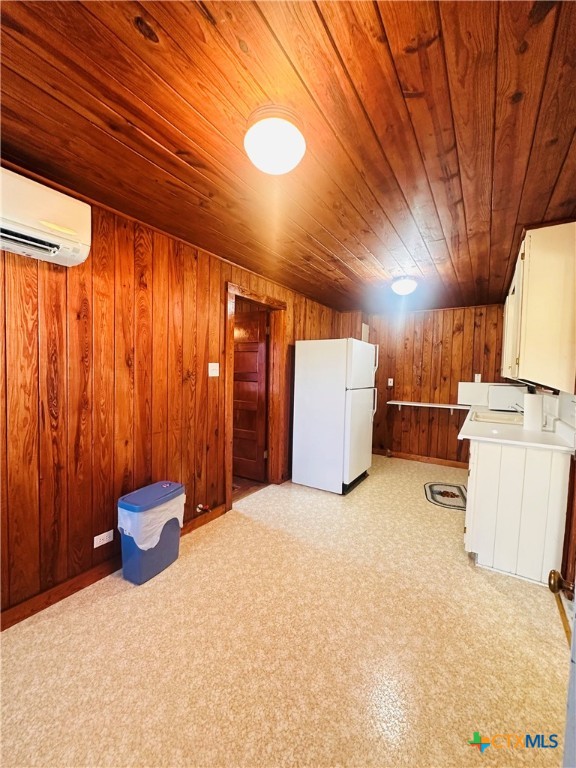 111 Theresa Street Property Photo 7