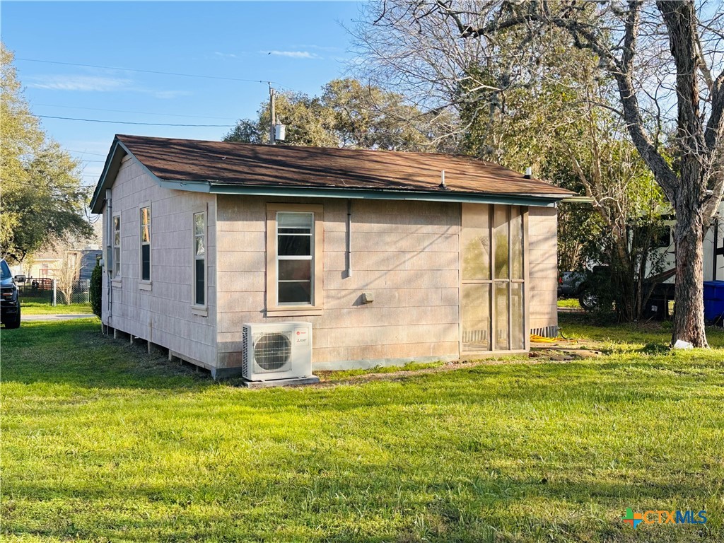 111 Theresa Street Property Photo 12