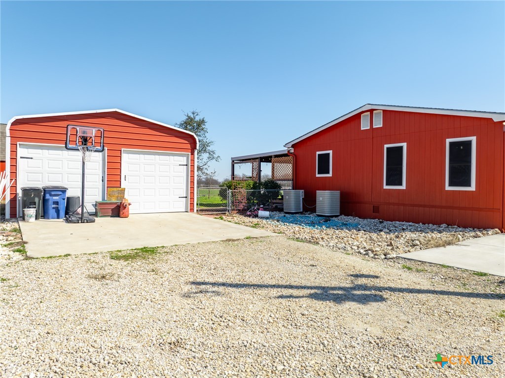 13268 Fm 2601 Property Photo 13