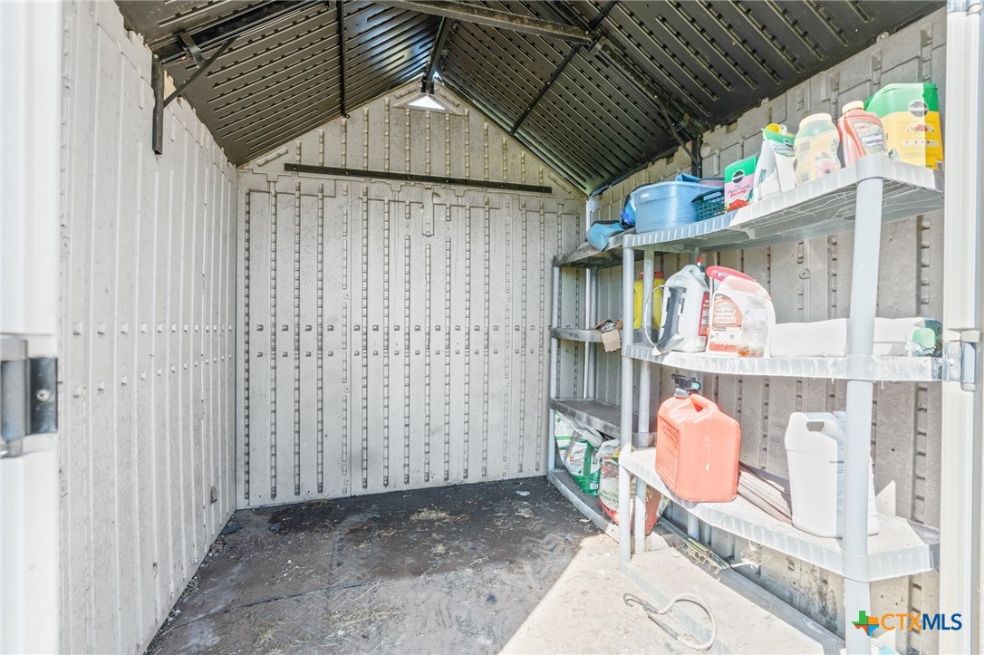 13268 Fm 2601 Property Photo 22