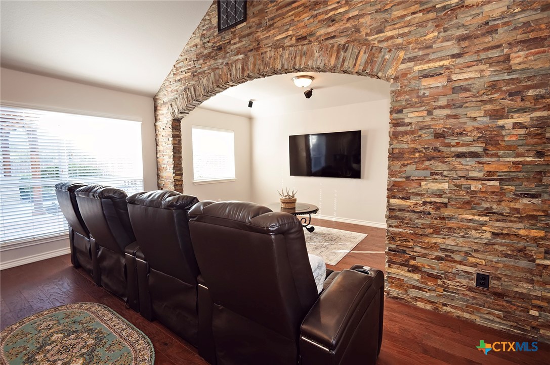 10911 Bridgeport Drive Property Photo 17