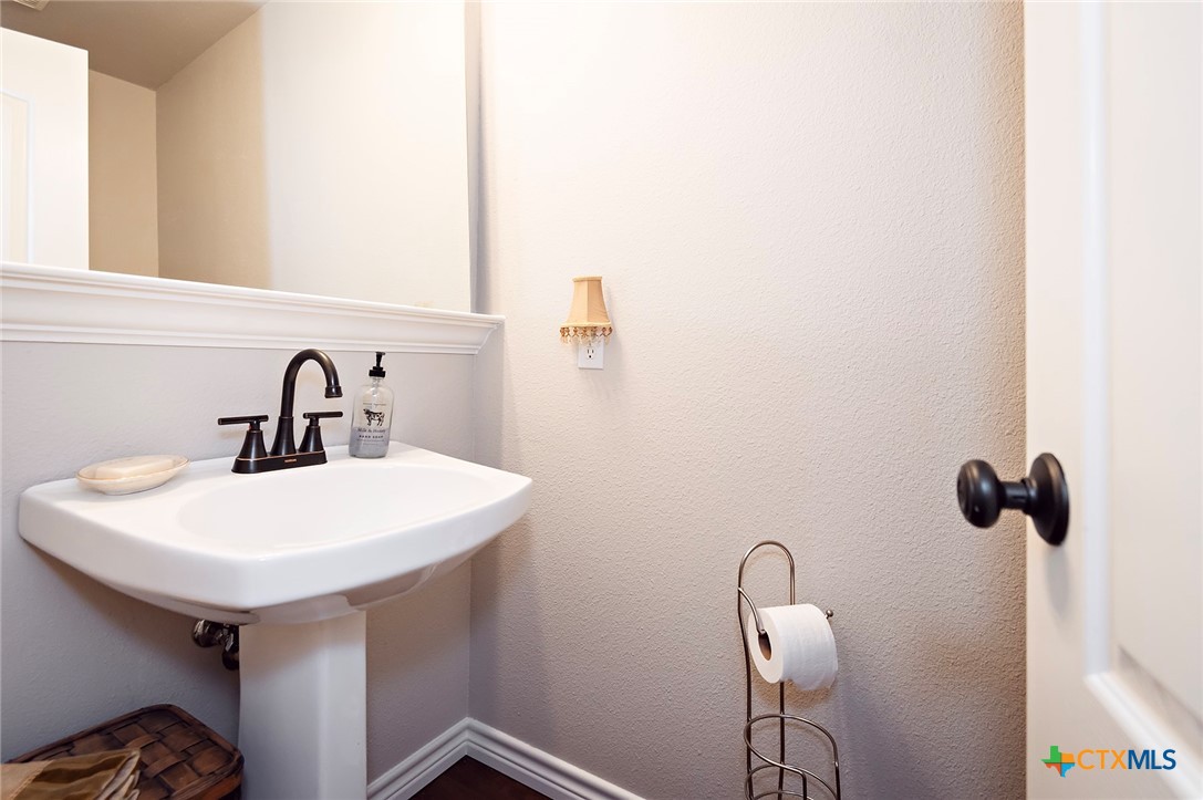 10911 Bridgeport Drive Property Photo 32