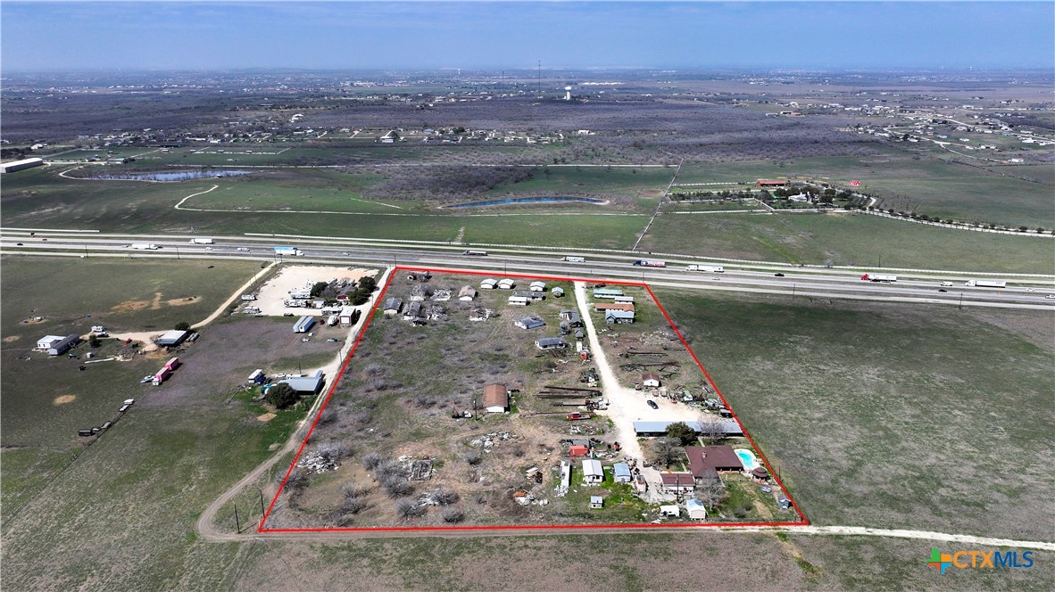 8205 W Interstate 10 Property Photo 3