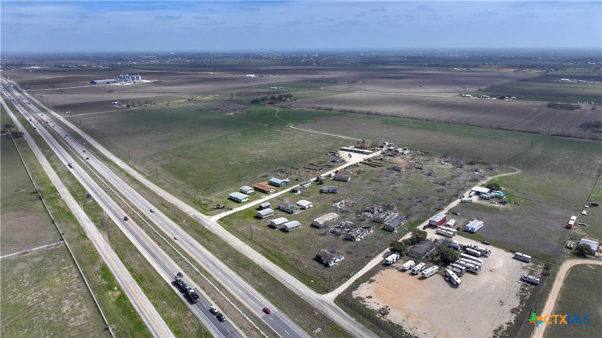 8205 W Interstate 10 Property Photo 5