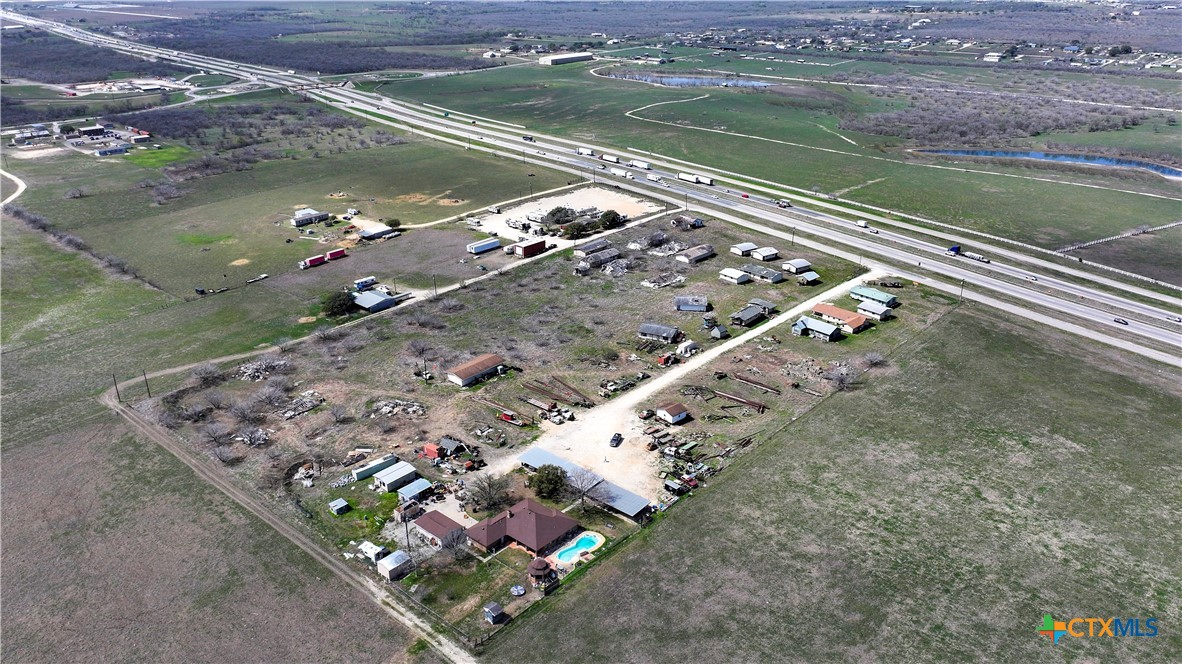 8205 W Interstate 10 Property Photo 13