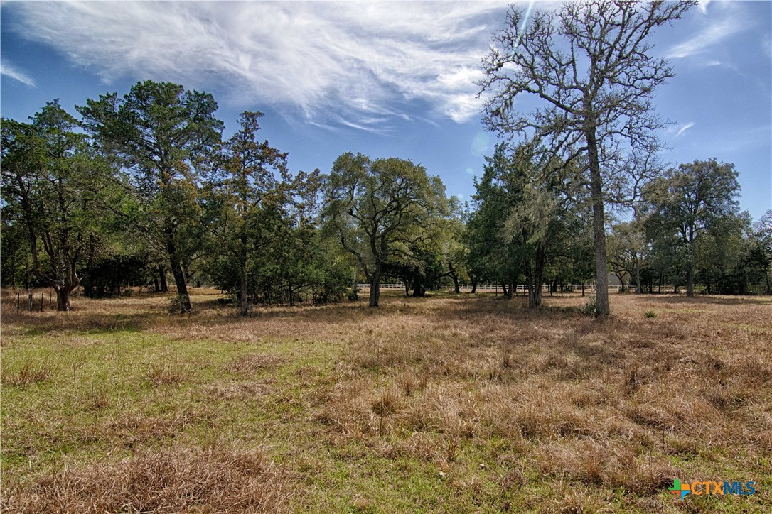 158 Private Road 1053 Property Photo 11