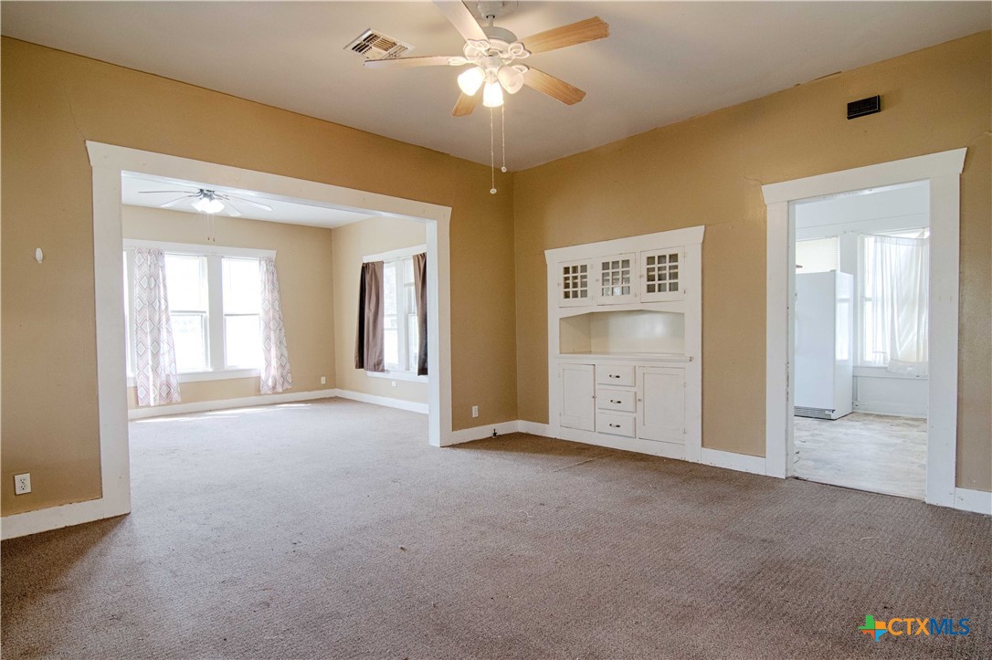 106 Lay Street Property Photo 4
