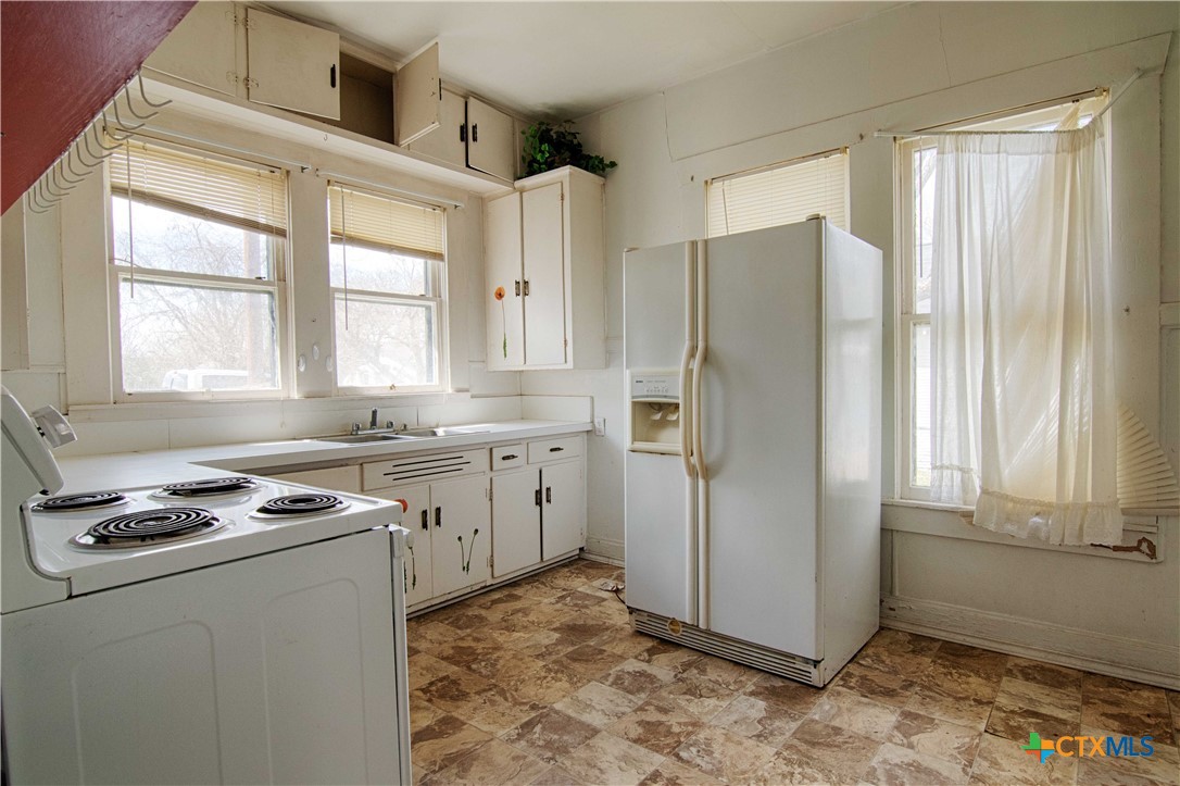 106 Lay Street Property Photo 15