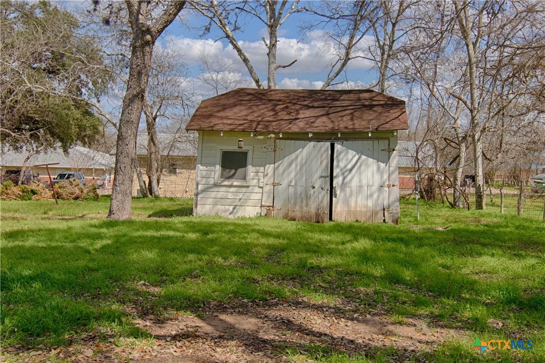 106 Lay Street Property Photo 26