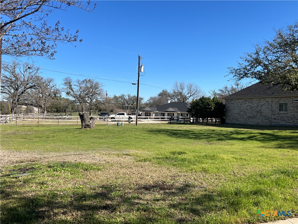 3003 Legend Oaks Boulevard Property Photo 4