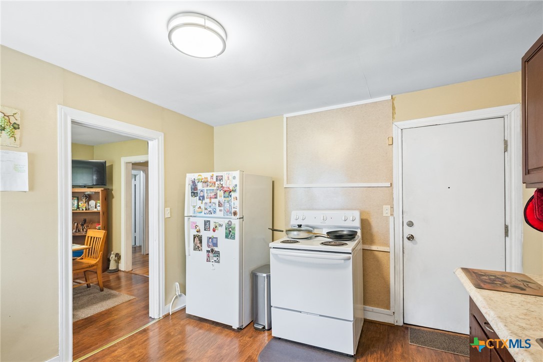 2208 E Brazos Street Property Photo 13