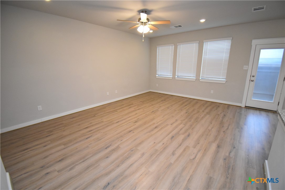 313 Fieldwood Drive C Property Photo 5