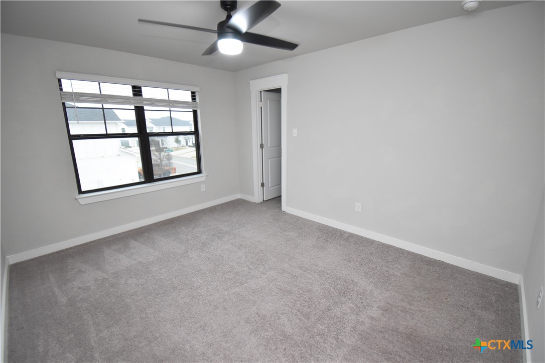 313 Fieldwood Drive C Property Photo 19