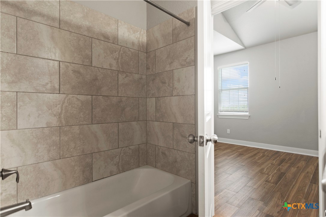 3067 View Ridge 14 Property Photo 10