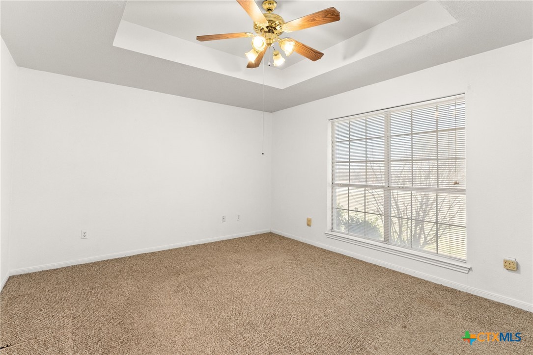 208 County Road 4963 Property Photo 14
