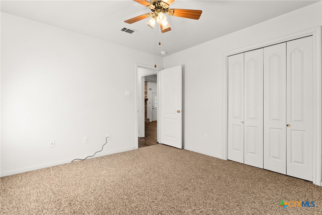 208 County Road 4963 Property Photo 23