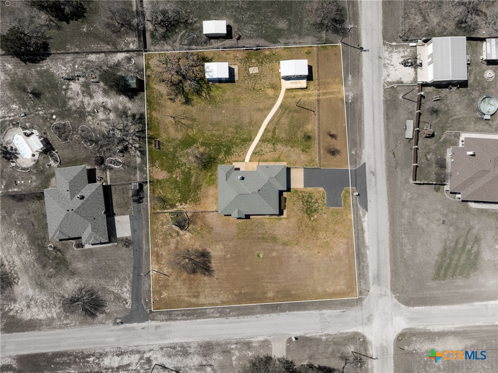 208 County Road 4963 Property Photo 32