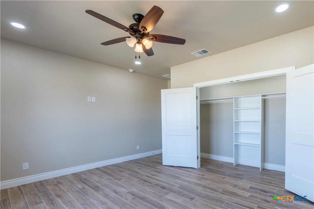 301 Honeysuckle Lane Property Photo 26