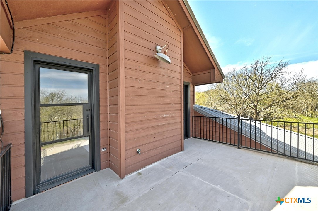 398 Red Bird Lane Property Photo 31
