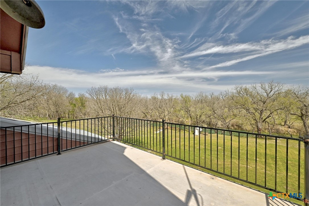 398 Red Bird Lane Property Photo 32