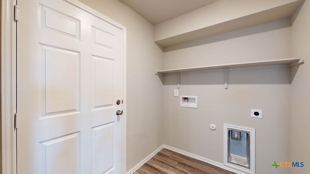 2467 Muscovy Drive Property Photo 23