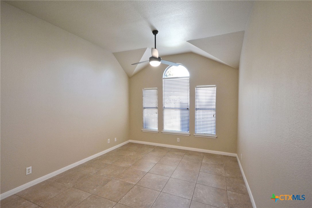 2119 Hidden Meadow Property Photo 6