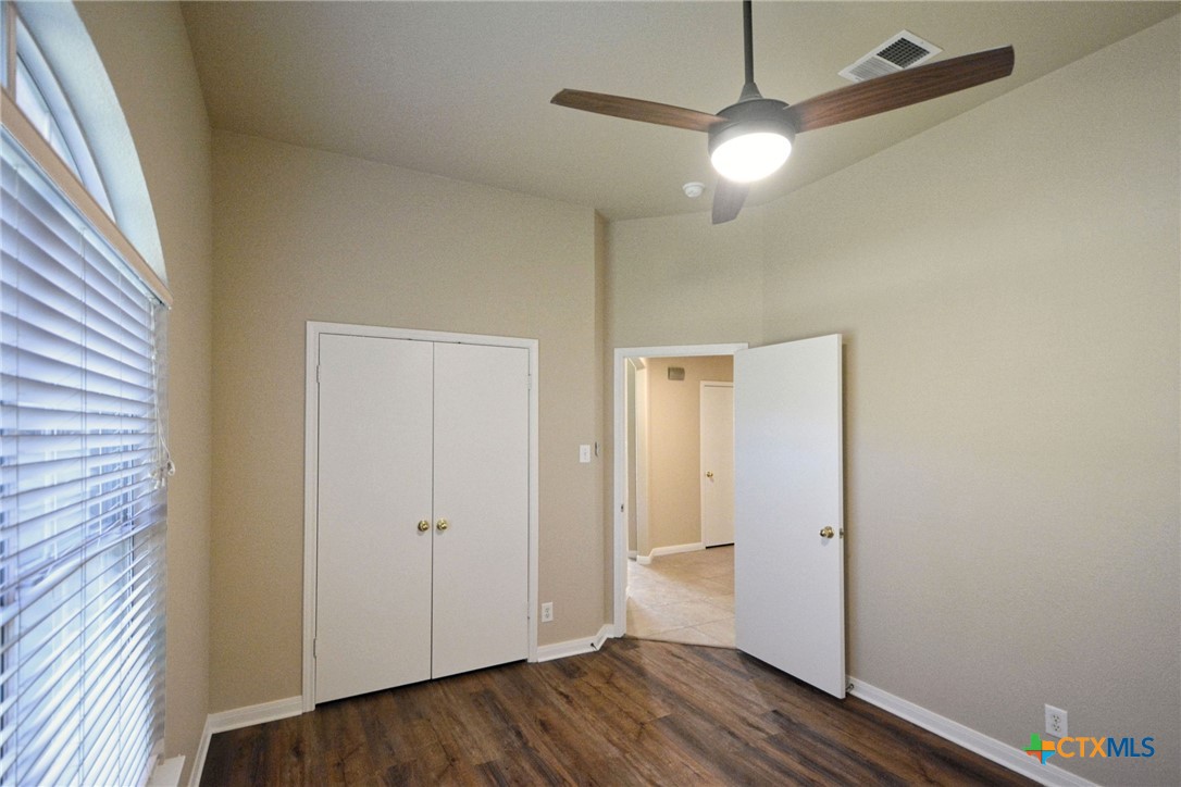 2119 Hidden Meadow Property Photo 12