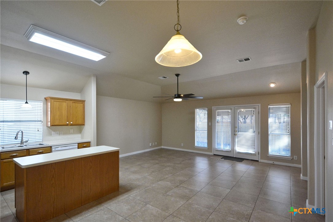 2119 Hidden Meadow Property Photo 20