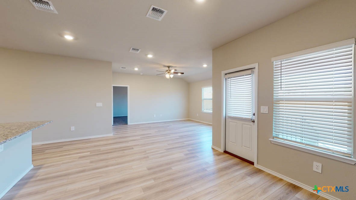 2447 Muscovy Drive Property Photo 12