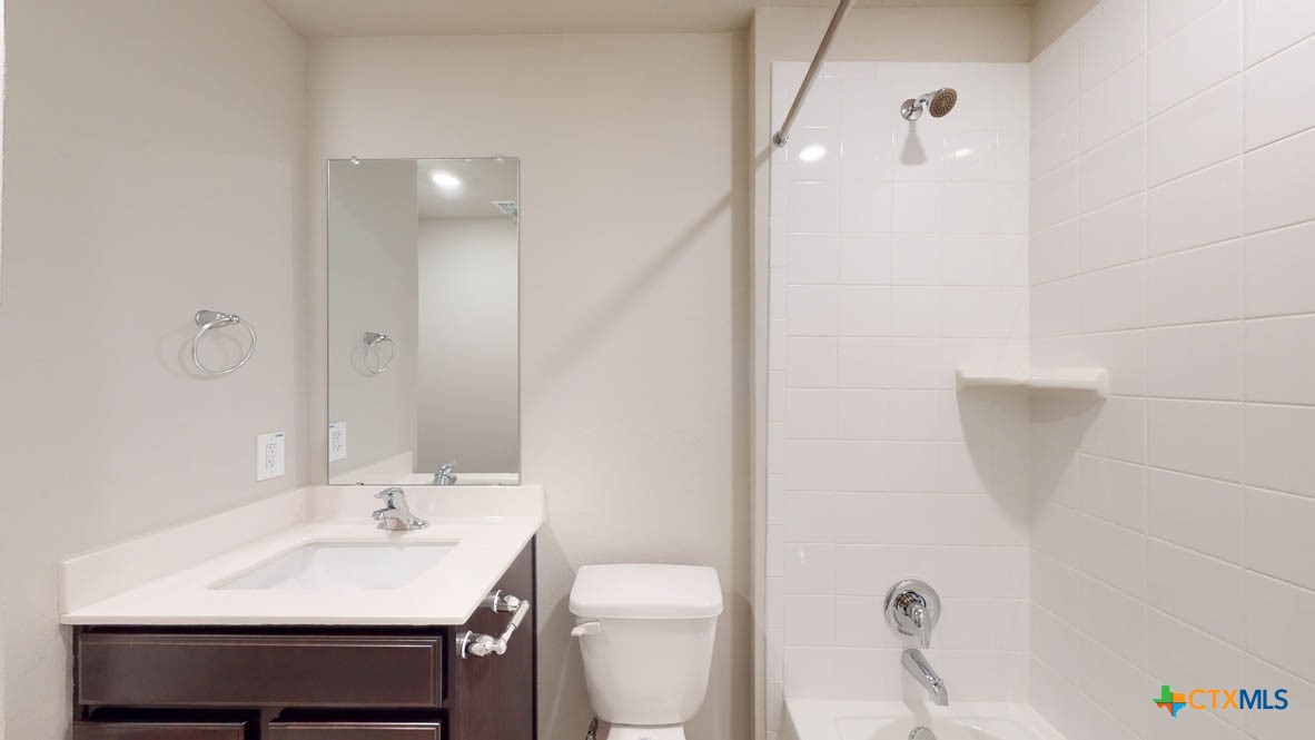 2447 Muscovy Drive Property Photo 26