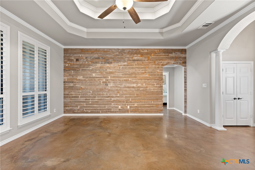 620 Thomas Street Property Photo 7