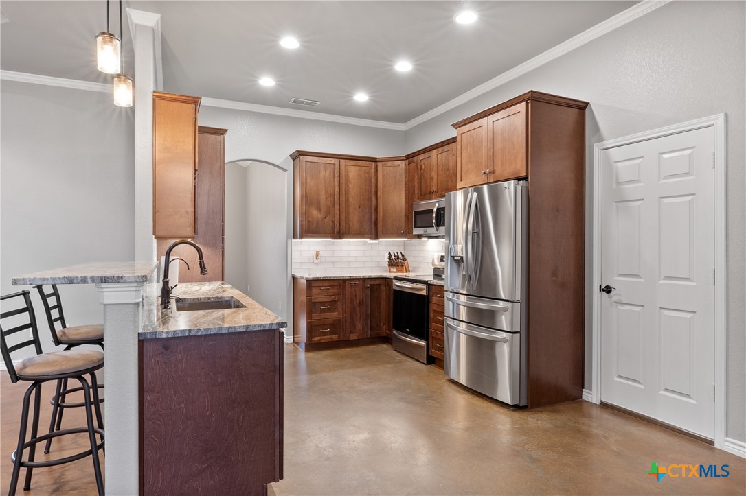 620 Thomas Street Property Photo 14