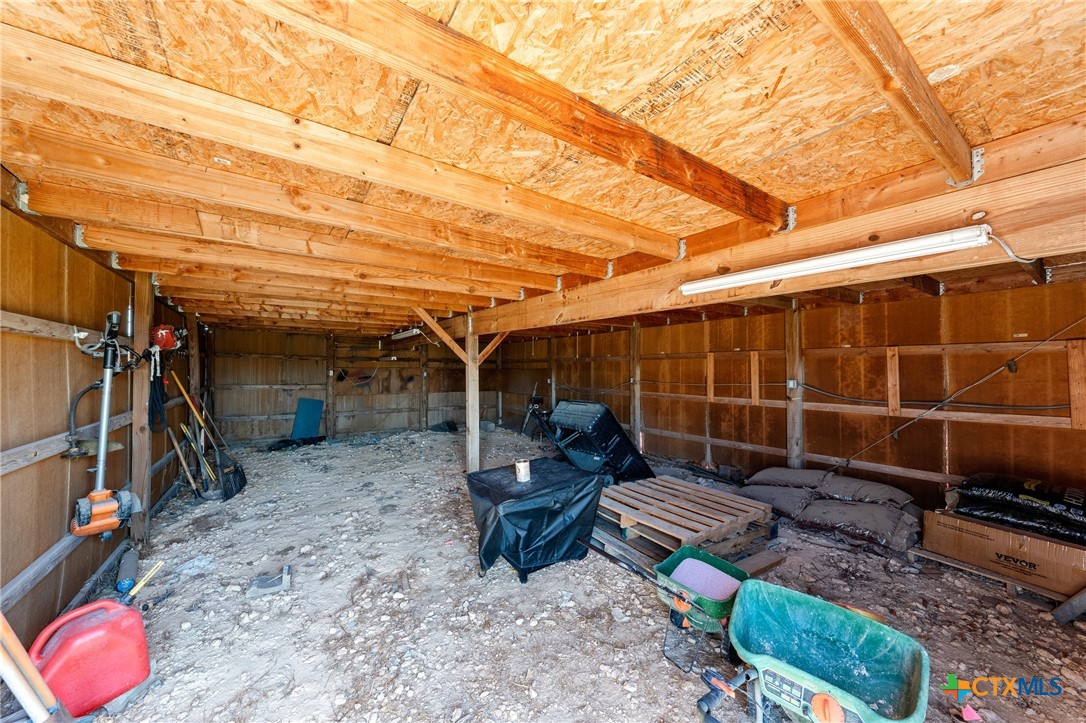 620 Thomas Street Property Photo 42