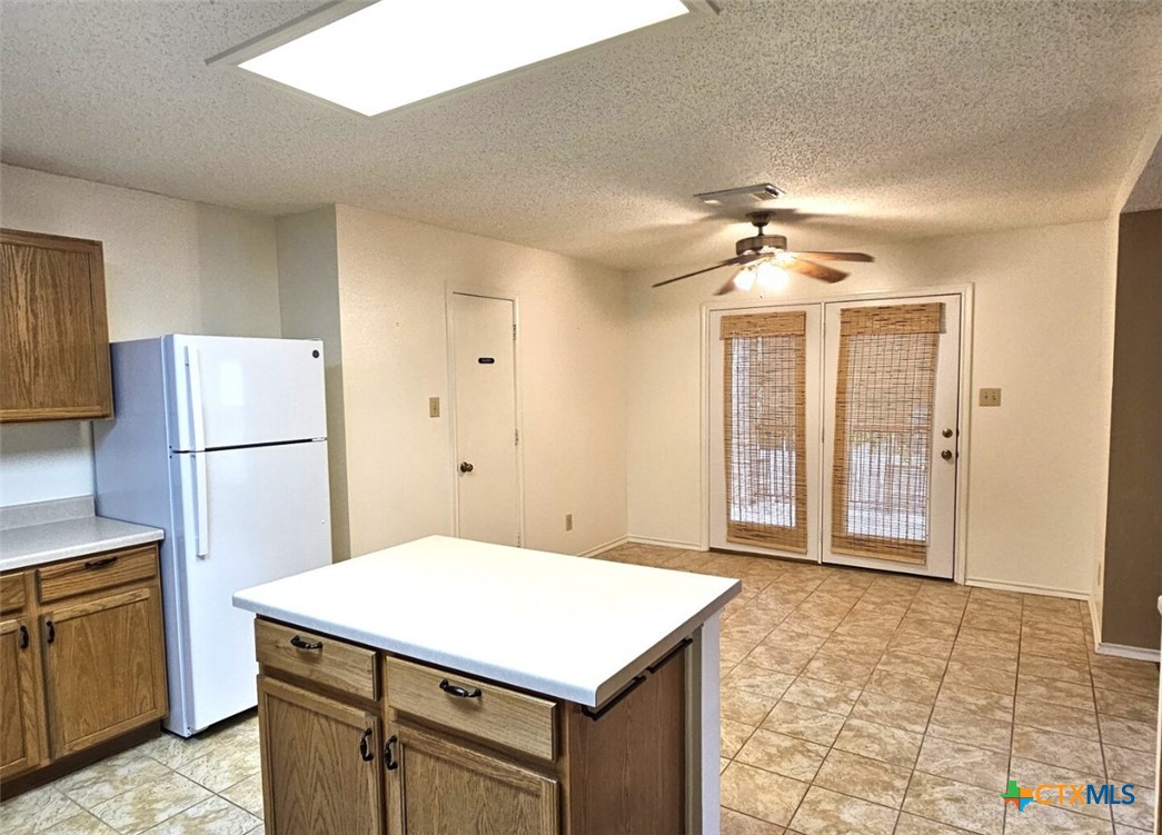 1551 Jasmine Property Photo 8