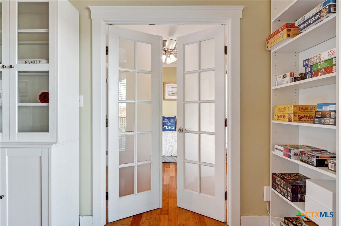 2106 Lakeshore Drive Property Photo 19