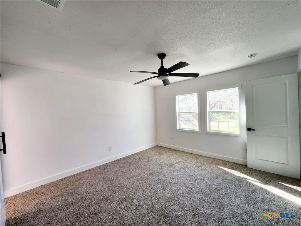 1908 Waco Street Property Photo 16