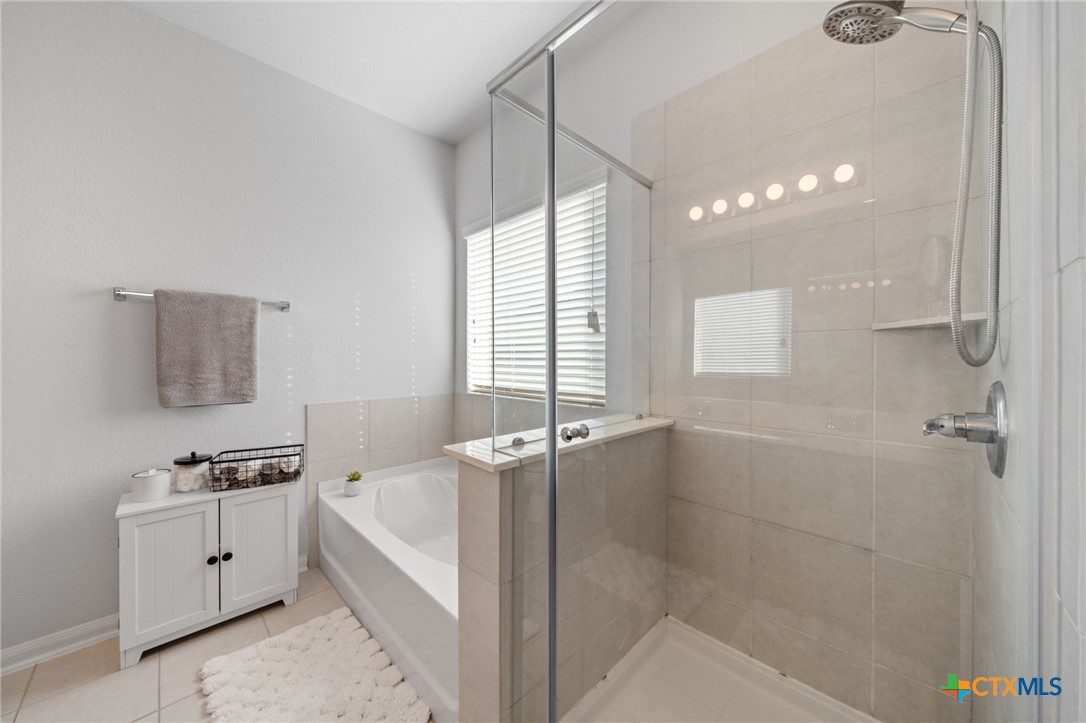 400 Westminster Drive Property Photo 22