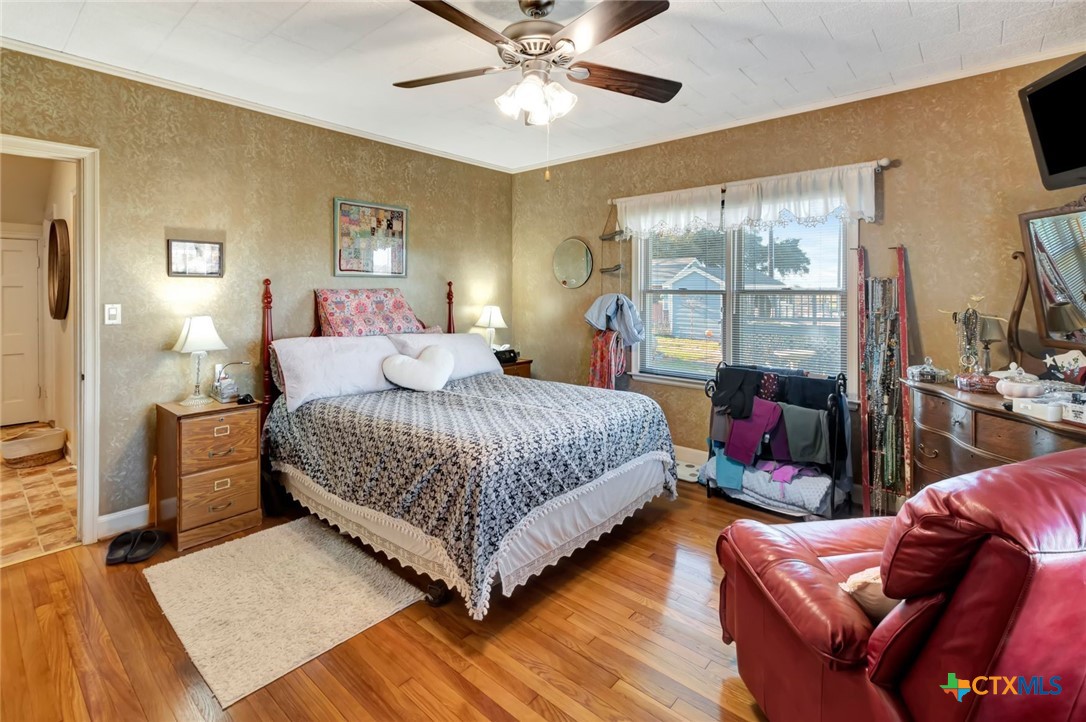 2740 Loop 521 Property Photo 21