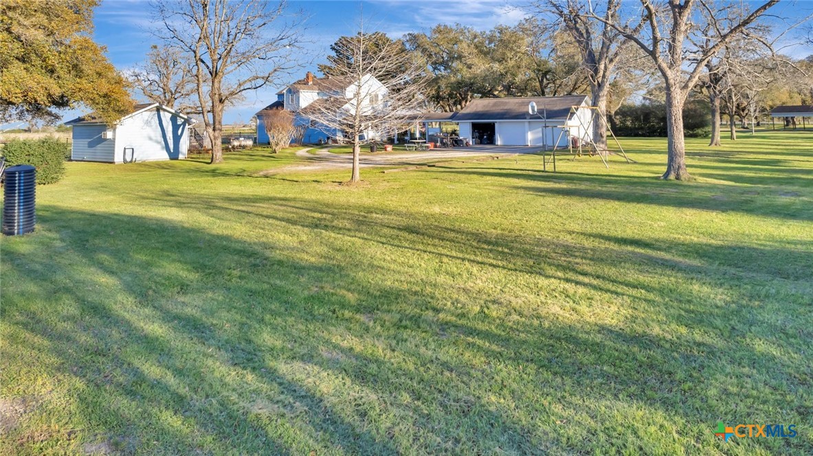 2740 Loop 521 Property Photo 33