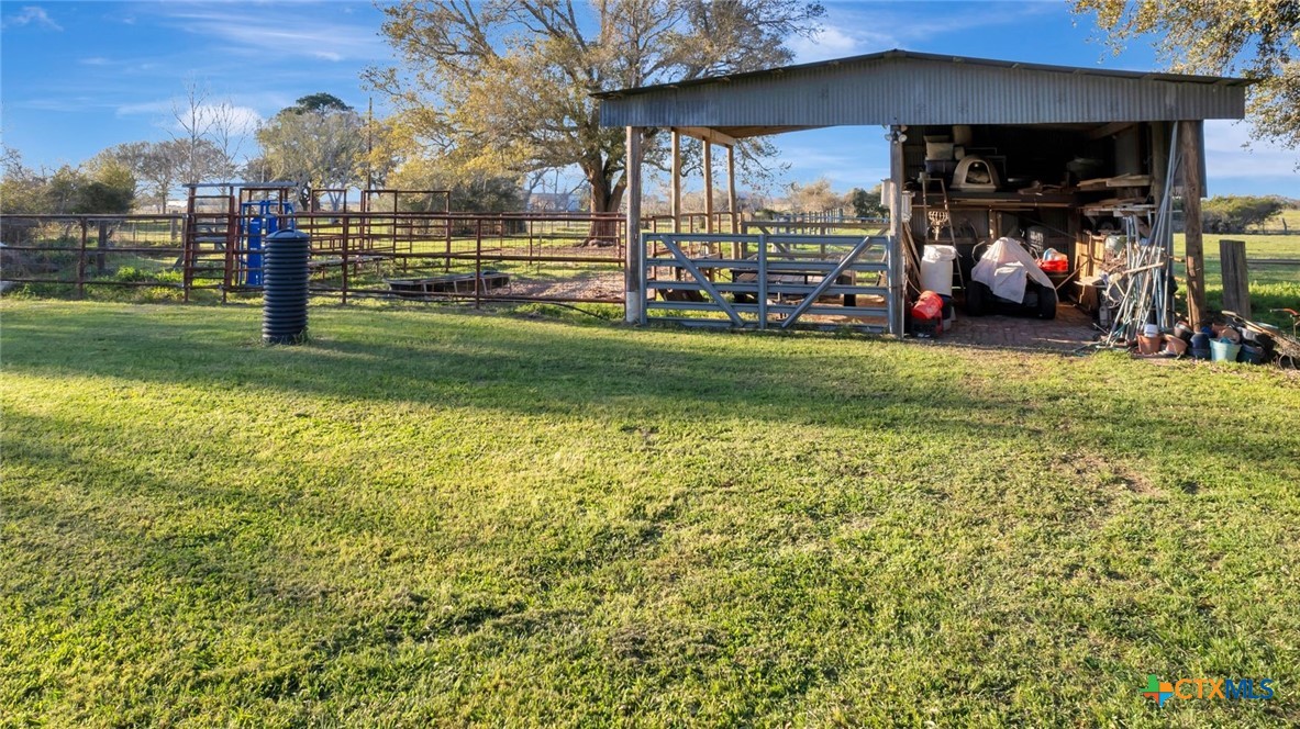 2740 Loop 521 Property Photo 42