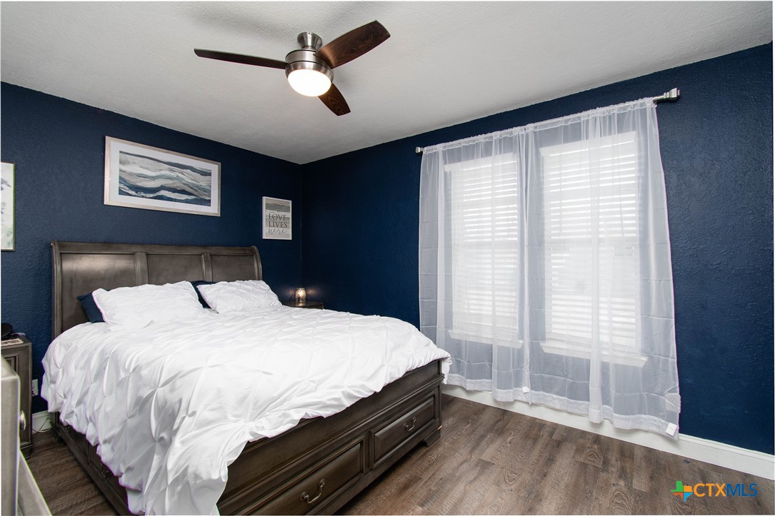 1906 Nimitz Drive Property Photo 10
