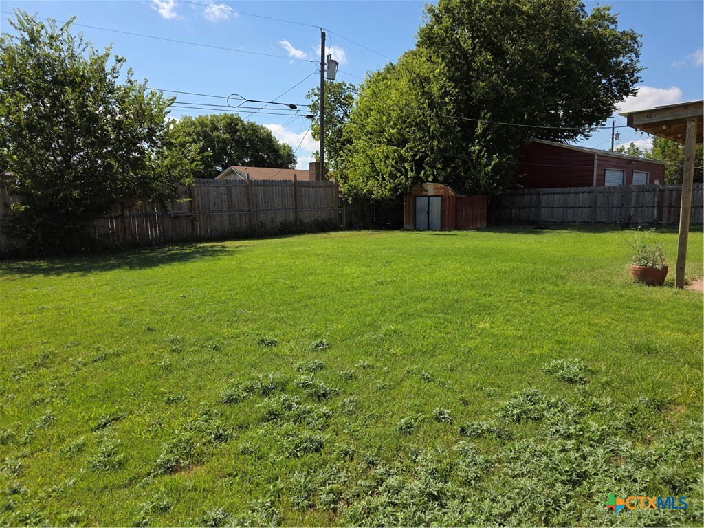 1906 Nimitz Drive Property Photo 19