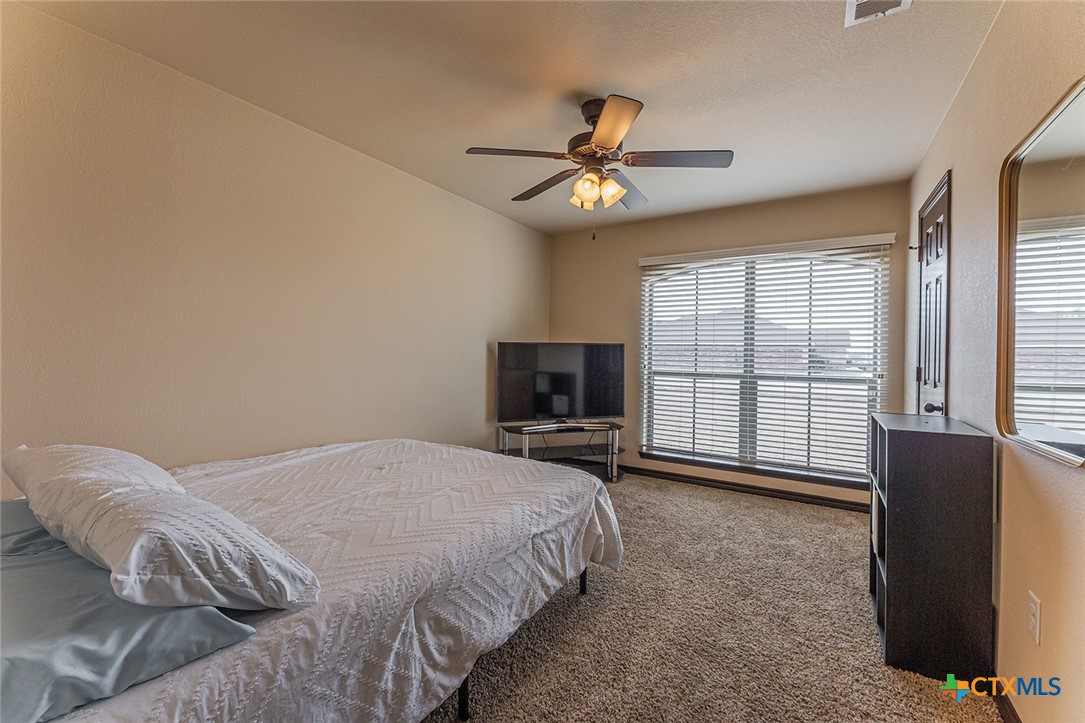 9710 Taylor Renee Drive Property Photo 7