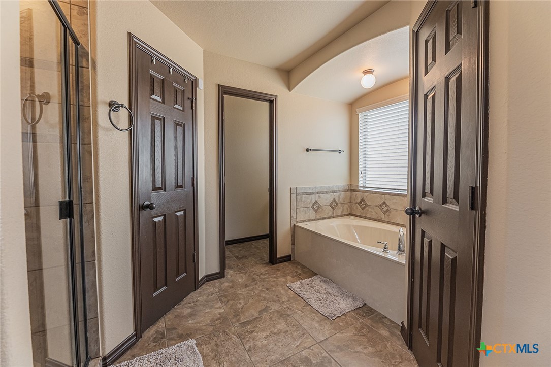 9710 Taylor Renee Drive Property Photo 26