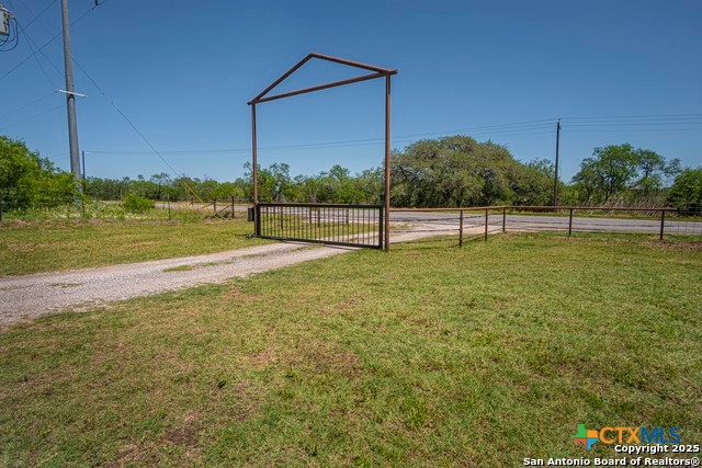 1891 E State Highway 97 Highway Property Photo