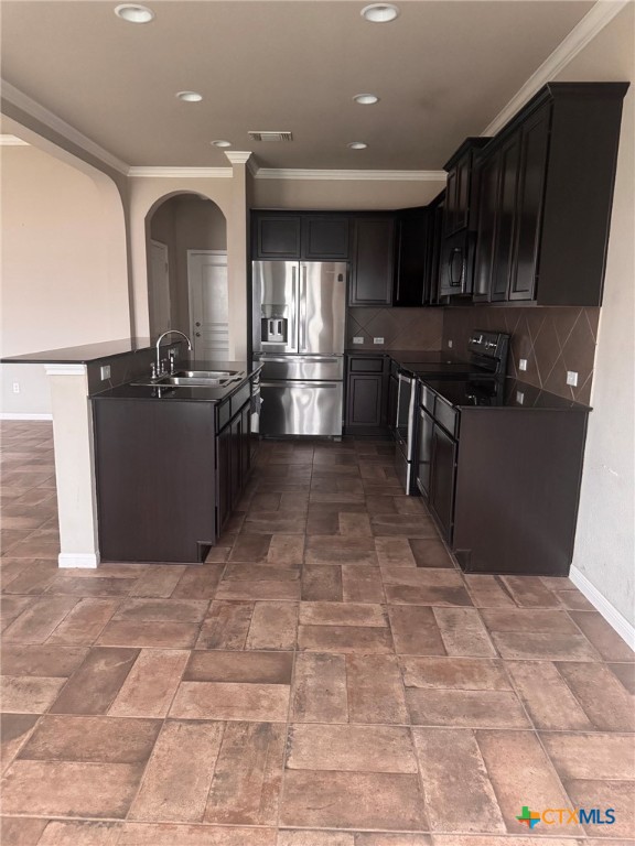 410 Cross Drive Property Photo 4