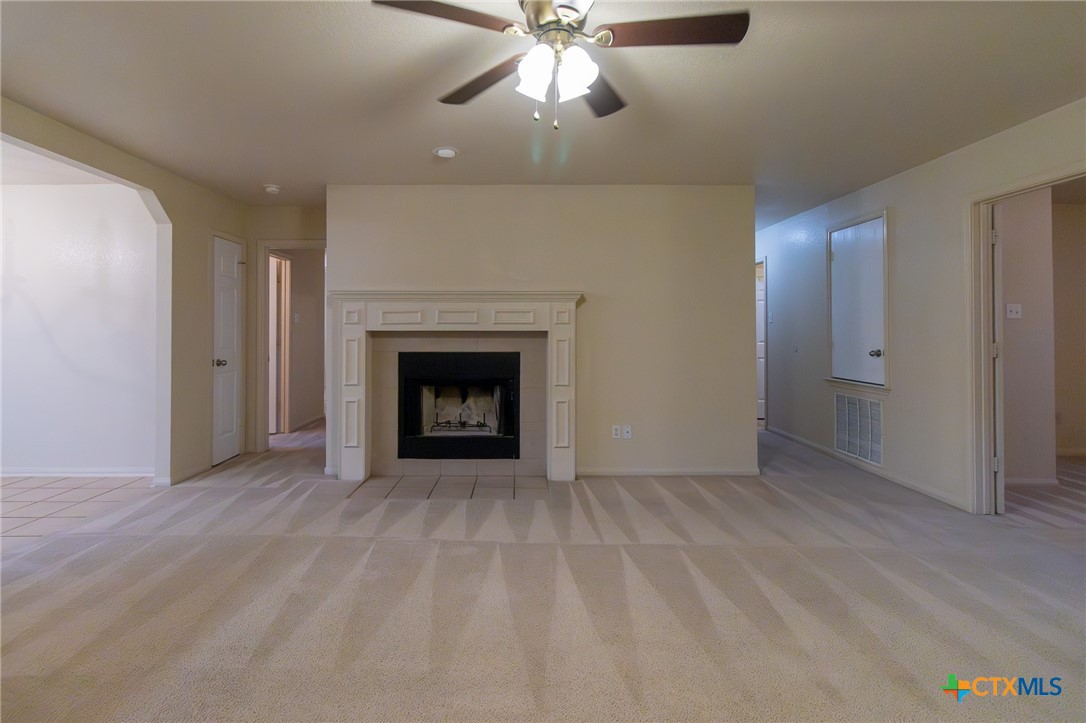 2203 Maedell Drive Property Photo 3